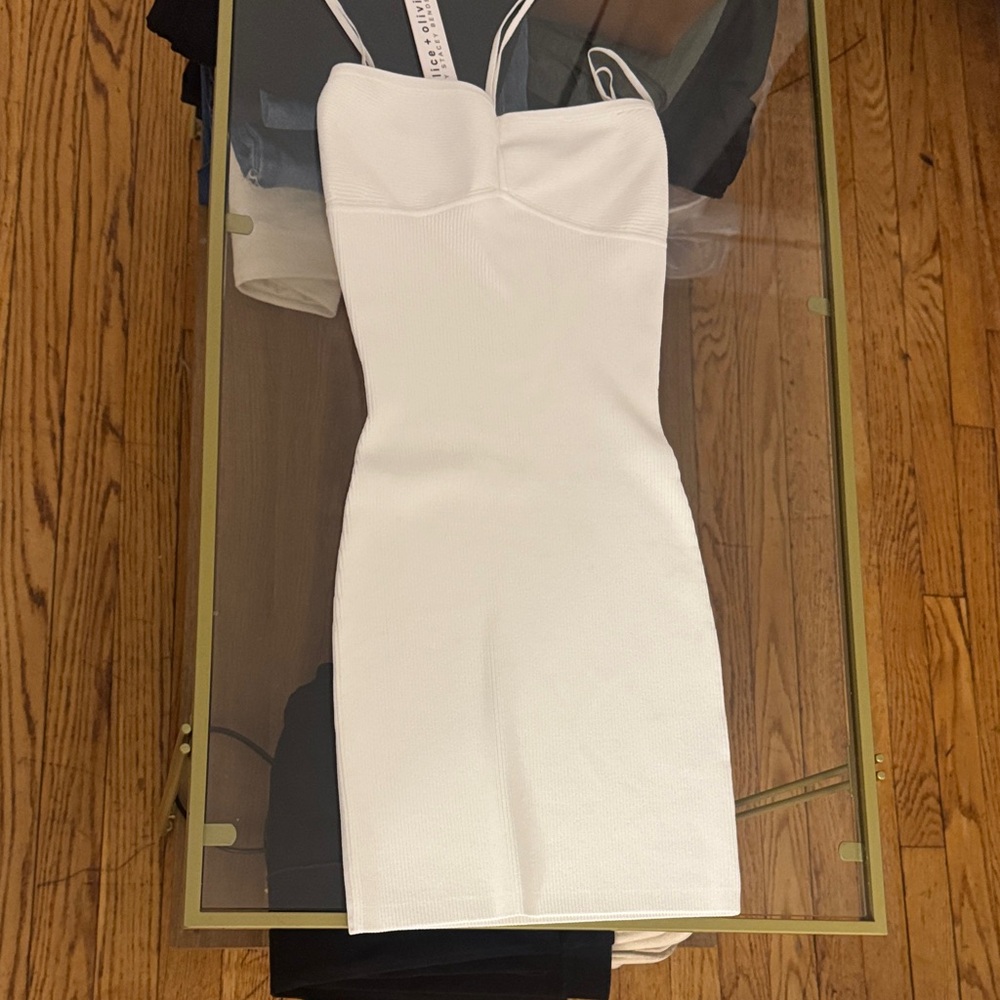 Alice+Olivia White Sleeveless Bodycon Dress
